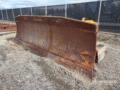 Beales 180 in Angle Dozerblad - Fits Cat D8