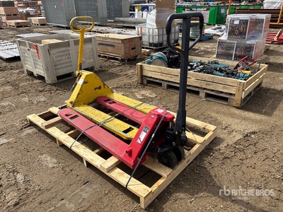 Quantity of (2) Transpallet