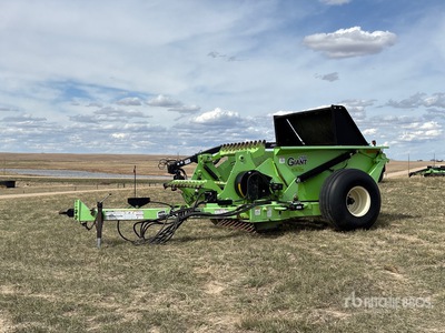 Schulte Giant 2500 53 in Paddle Rock Picker