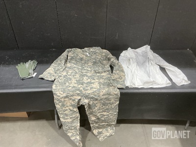 (30) Pairs of Flyer’s Gloves, (16) Food Service Uniform Smocks & Assorted Items