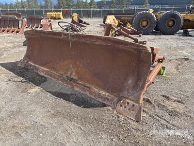 Cat D8H 174 in Angle Dozerblad