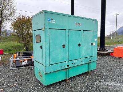 2005 Cummins DGDB-5741642 100 kW Skid-Mounted Generator Set