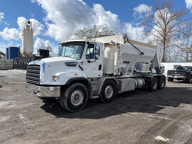 2022 Freightliner 114SD 8x4 Twin-Steer Volumetric Mixer Truck