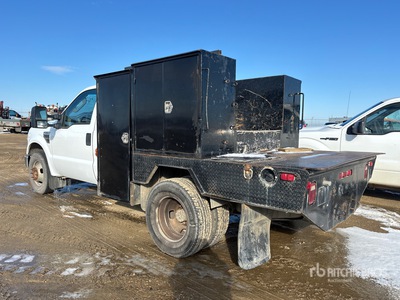 2008 Ford F-350 XL 4x2 Flatbed Truck