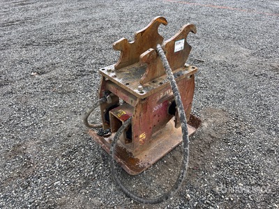 Stanley 1000 36 in Q/C Plate Compactor - Fits Excavator