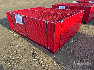 Quantity of (30) Canex 8 ft x 6 ft Powder Coated サイト フェンス (Unused)