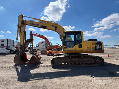 2009 Komatsu PC200LC-8 Tracked Excavator
