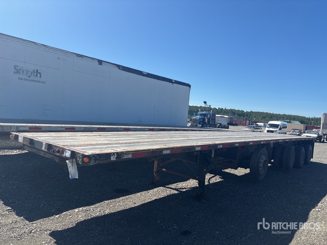 2011 Utility F2068 48 ft Quad/A Flatbed Trailer