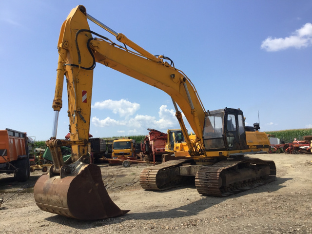 1998 Hyundai R360LC-3 Track Excavator