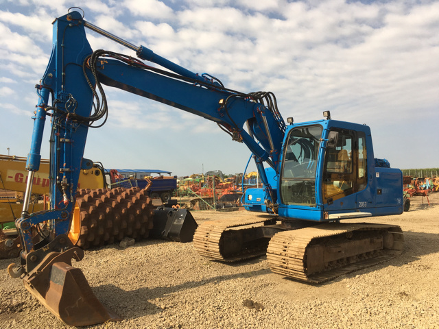 2003 Hyundai Robex 140LC-7 Track Excavator