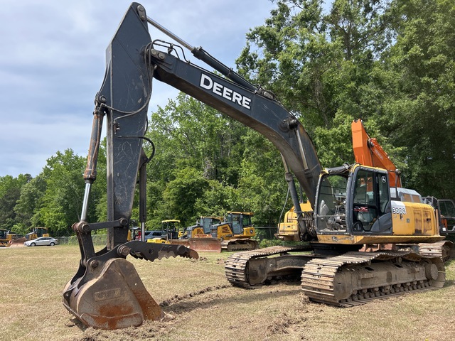 2017 John Deere 300G LC Tracked Excavator