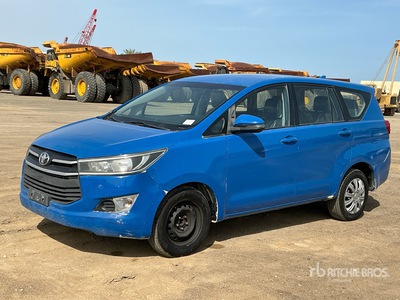 2019 Toyota Innova Minicamioneta