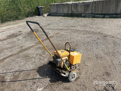 Dynapac LF30 Plaque Vibrante Vibratory Plate Compactor