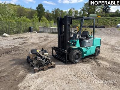 1990 Mitsubishi FG35A 3500 kg Chariot Elevateur Chariot Élévateur (Inoperable)