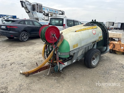 Tifone Pull-Type Sprayer