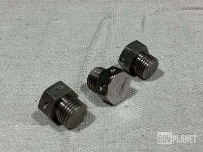 (3) Bek D396 Machine Thread Plugs