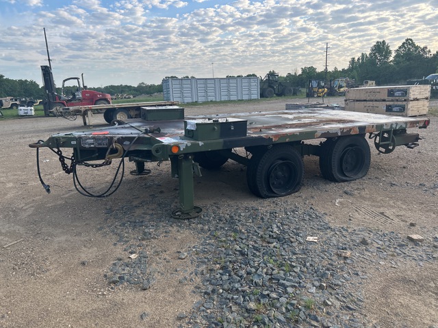 M1061A1 T/A Flatbed Trailer