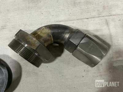 (2) Eaton-Aeroquip FH9047-2024-4 Tube-To-Hose Elbows