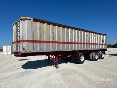 1996 Clement 4070 40 ft Tri/A مقطورة للتفريغ الخلفي