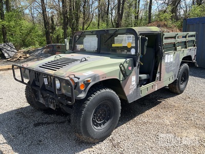 1996 AM General M1097A2 HMMWV 2 Door Soft Top w/Truck Body