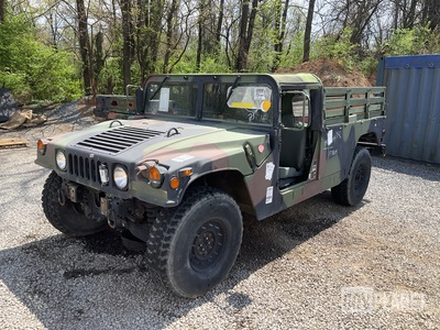 1997 AM General M1097A2 HMMWV 2 Door Soft Top w/Truck Body