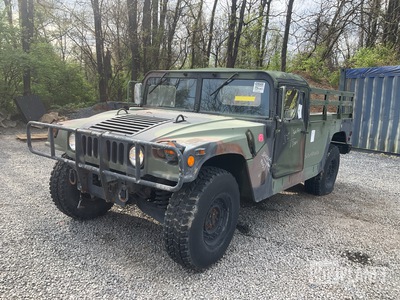 AM General M1097A2 HMMWV 2 Door Soft Top w/Truck Body