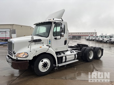 2016 Freightliner M2112 6x4 Day Cab Prime Mover