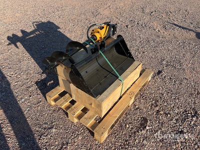 Qty of Excavator Attachments エクスカベーター用アタッチメント - その他 (Unused)