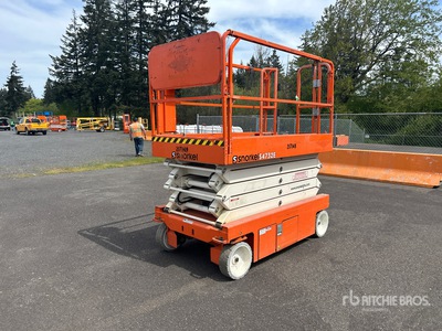 2018 Snorkel S4732E Electric Plateforme élévatrice à ciseaux