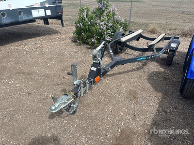 1999 Load Trail S/A Boat Trailer