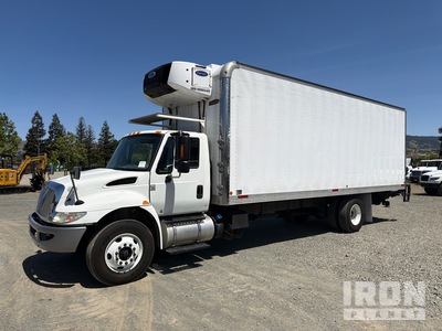 2018 International 4300 4x2 Autocarro frigorifero