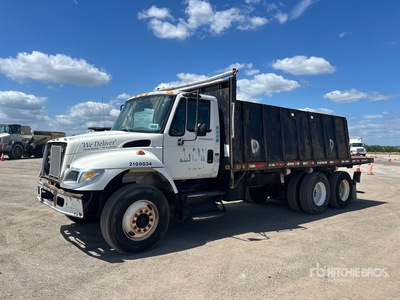2003 International 7400 6x4 Flatbed Dump Truck