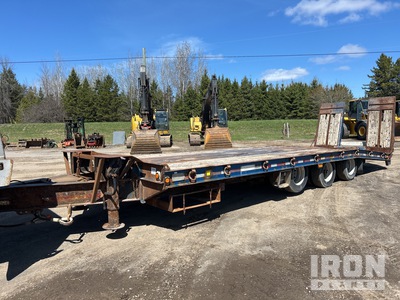 2007 JCTR 28500 kg 33 ft Tri/A Pritsche Anhänger