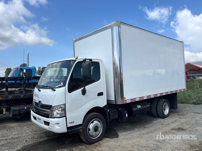 2019 Hino 195 Kastenwägen