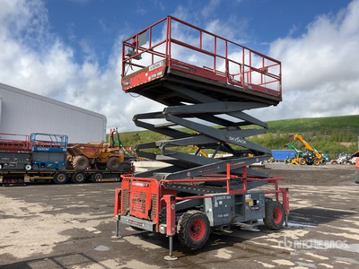 2015 Skyjack SJ9250 4x4 Diesel Scissor Lift