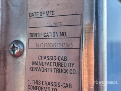 2009 Kenworth T800 8x4 Flatbed Truck