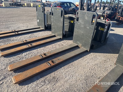 2012 Barrett SPXT2W3G60BV 6000 lb Electric Pallet Jack