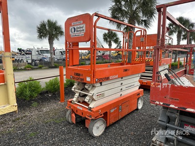 2019 Snorkel S3226E Electric Scissor Lift