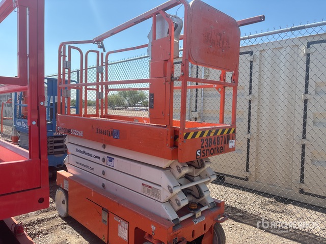 2019 Snorkel S3226E Electric Scissor Lift