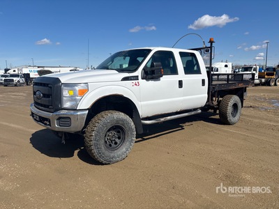 2015 Ford F-350 XL 4x4 Crew Cab Flatbed Truck