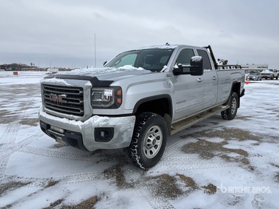 2015 GMC Sierra 3500HD 4x4 Extended Cab Pickup