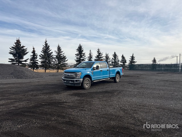Ford F-250 2019 Ford F-250 Xlt 4X4 Crew Cab Pickup