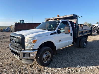 2014 Ford F-350 XL 4x4 Dump Truck