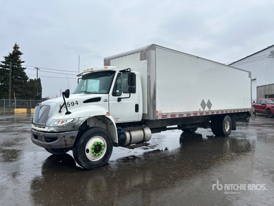 2018 International 4300 4x2 Van Truck