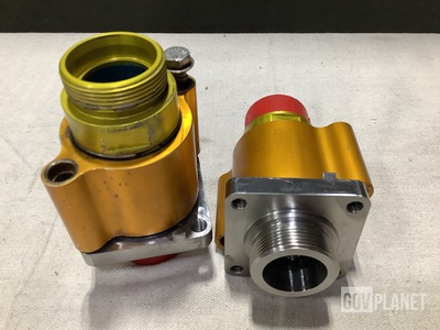 (2) Eaton AE82293P Quick Disconnect Coupling Assemblies