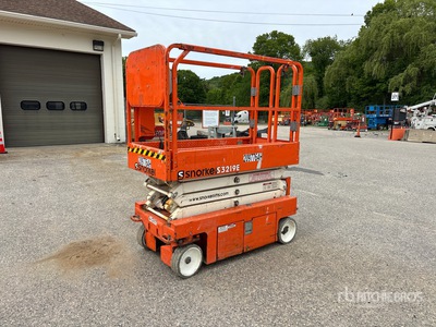 2018 Snorkel S3219E Electric Scissor Lift