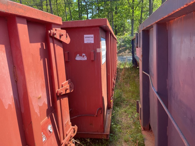 22 ft 30 cyd Roll-Off Container