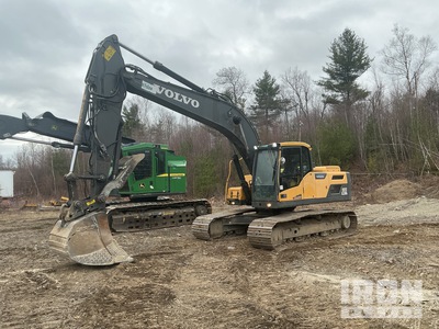 2014 Volvo EC220DL Tracked Excavator