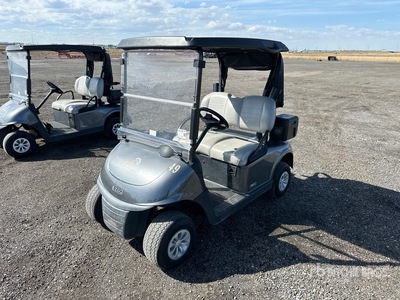 2020 E-Z-Go RXV Electric Golf Cart