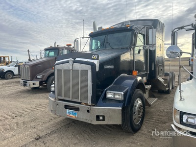 1999 Kenworth T800 T/A Sleeper Truck Tractor